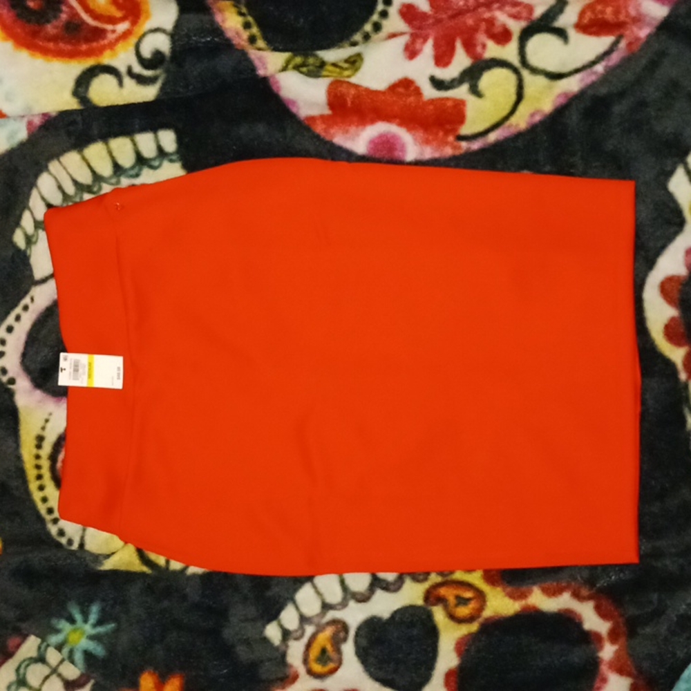NWT Risky Red skirt Medium by Thalia Sodi